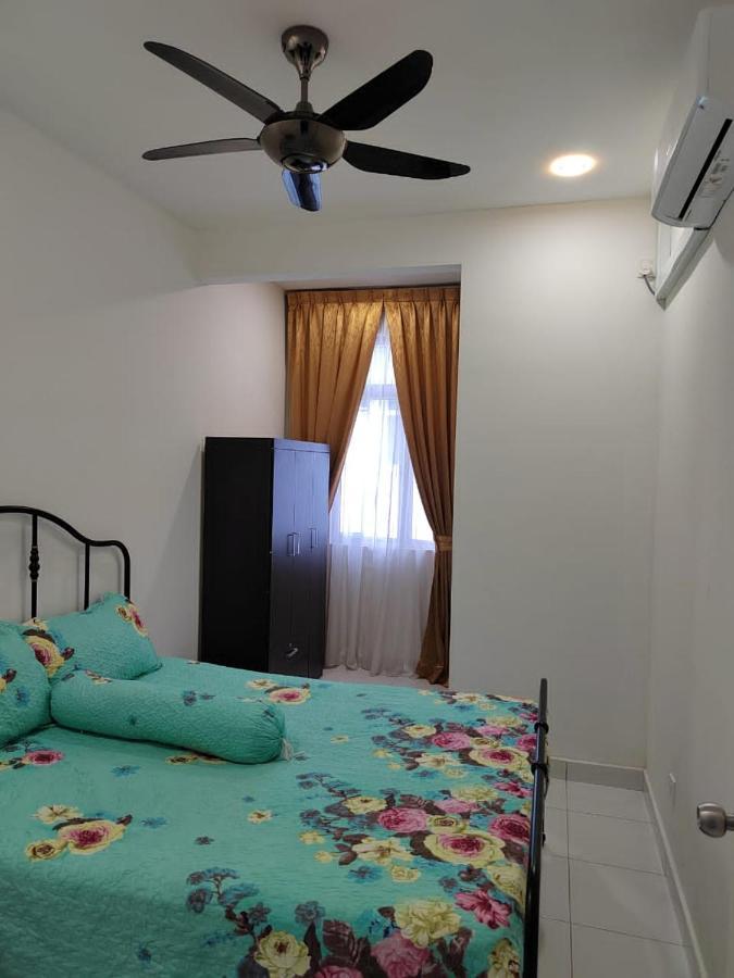 Homestay Greenway Pasir Gudang Kültér fotó